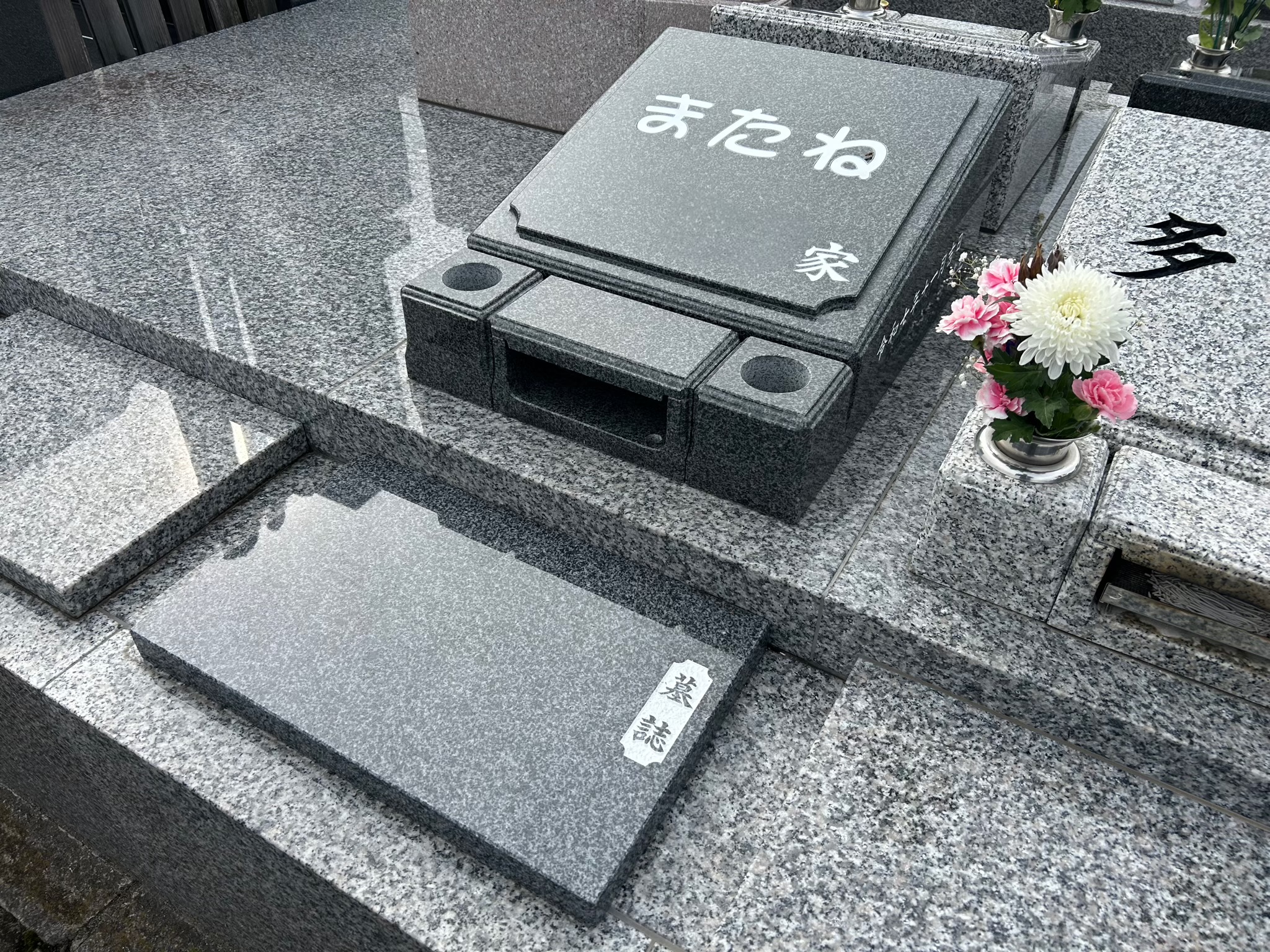 【グリーンメモリアル鎌ヶ谷　ガーデン墓石　M家様　墓石建墓】